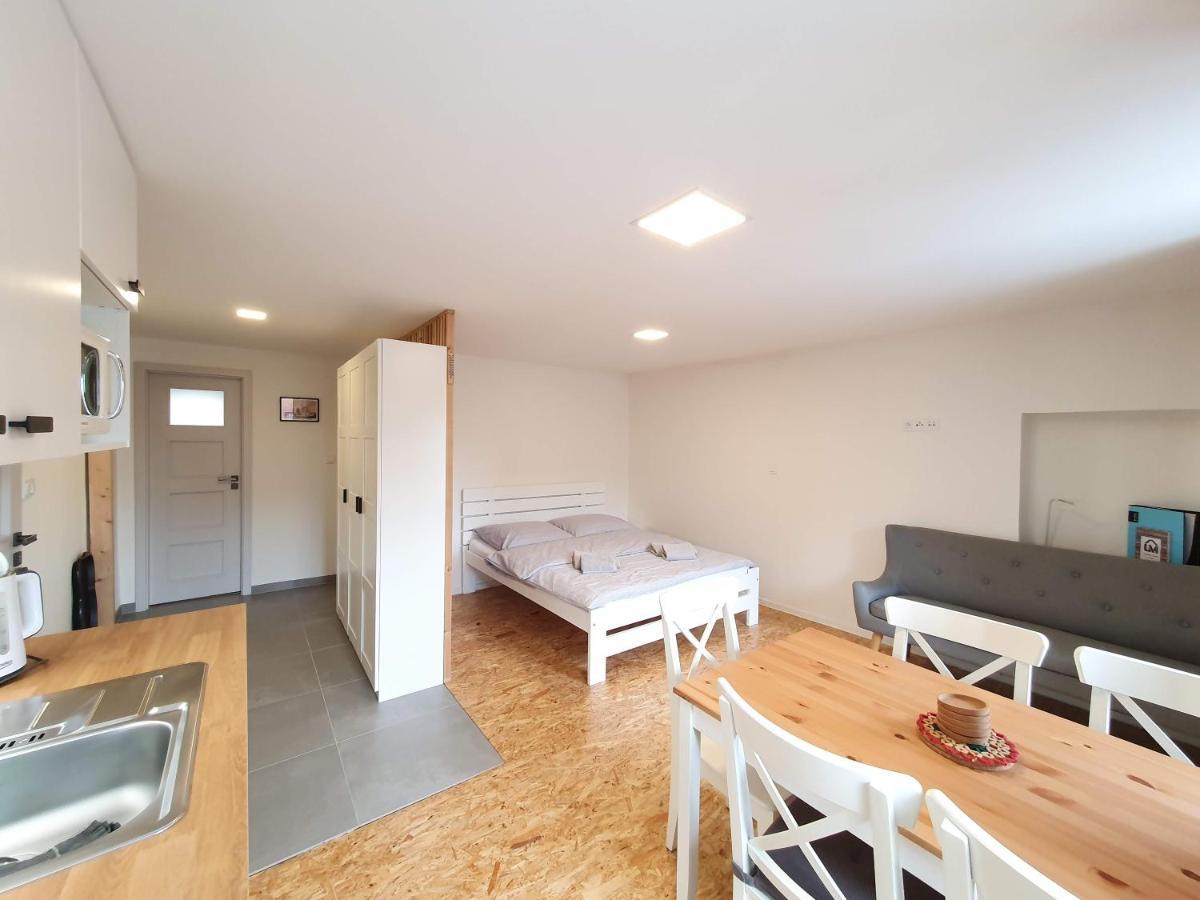 Apartmany U Muzea Horní Blatná Exteriör bild