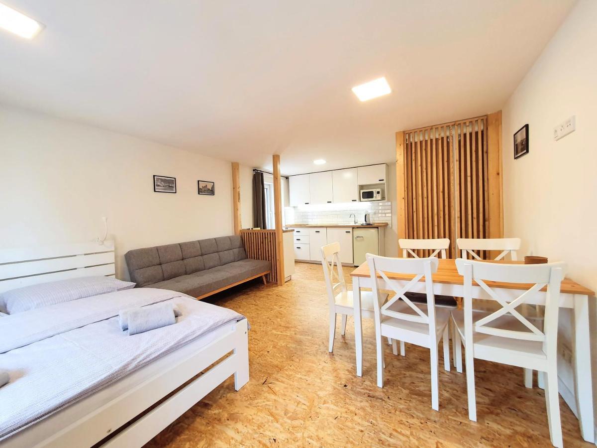Apartmany U Muzea Horní Blatná Exteriör bild