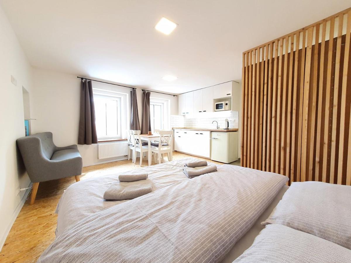 Apartmany U Muzea Horní Blatná Exteriör bild