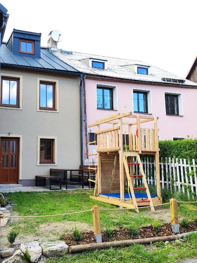 Apartmany U Muzea Horní Blatná Exteriör bild